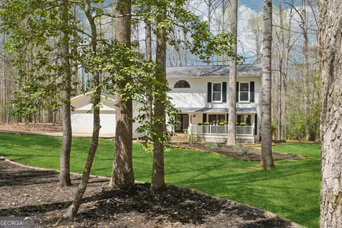 8012 Beachwood Dr, Murrayville, GA 30564