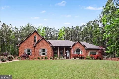 620 Mill Run Dr, Bremen, GA 30110