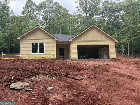 299 Shore Crest Dr, Martin, GA 30557