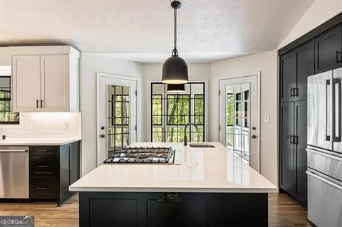Kitchen - 190 Red Coat Pass, Jasper, GA 30143 photo 10 of 11
