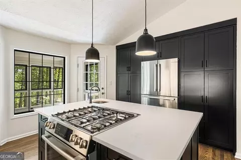 Kitchen - 190 Red Coat Pass, Jasper, GA 30143 photo 7 of 11