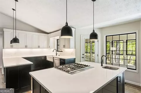 Kitchen - 190 Red Coat Pass, Jasper, GA 30143 photo 6 of 11