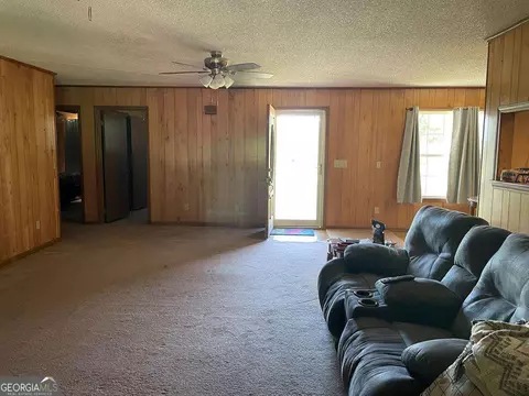 Living - 298 Bud Denton Rd, Uvalda, GA 30473 photo 1 of 1