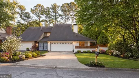 230 Halah Cir, Sandy Springs, GA 30328