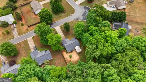 View/Area - 466 Raymond Dr, Winder, GA 30680 photo 2 of 3