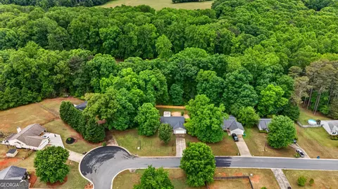 View/Area - 466 Raymond Dr, Winder, GA 30680 photo 1 of 3