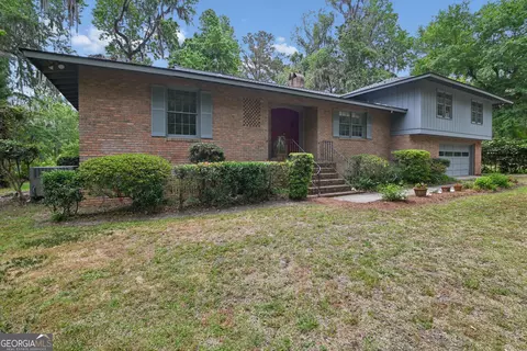180 Saint Clair Dr, Saint Simons Island, GA 31522
