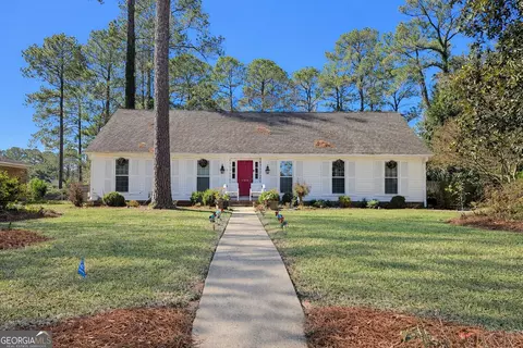 2318 Meadowbrook Ln, Albany, GA 31707