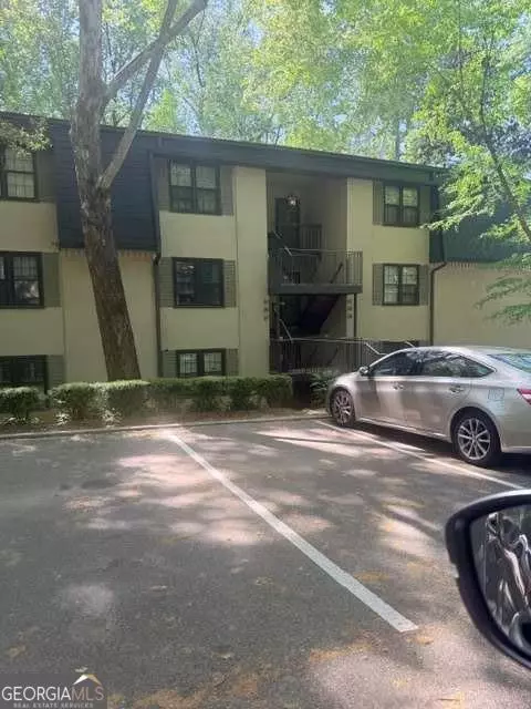 30 Arpege Way NW, Atlanta, GA 30327