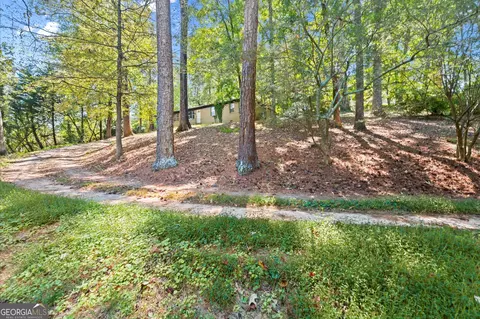 9705 Coleman Rd, Roswell, GA 30075