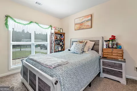 Bedroom - 1424 Silvergate Way, Winder, GA 30680 photo 1 of 6