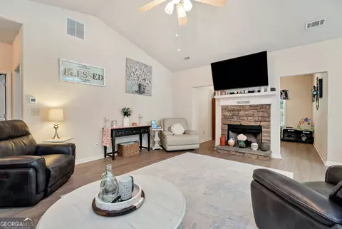 Other - 1424 Silvergate Way, Winder, GA 30680 photo 3 of 10