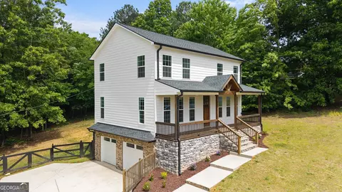 253 Mulberry Ln SE, Lindale, GA 30147