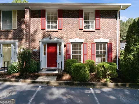 1138 Moorestown Cir, Decatur, GA 30033