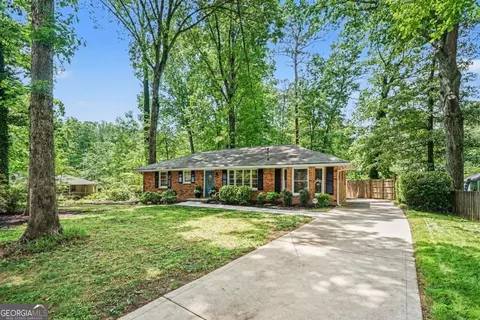 840 Vista Way, Decatur, GA 30033