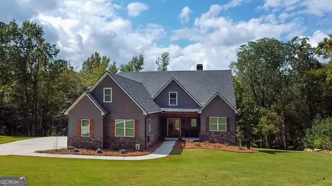 250 Ridge Point Dr, Monticello, GA 31064