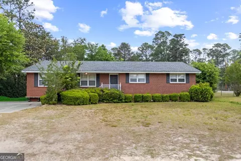 555 Ada Dr, Millen, GA 30442