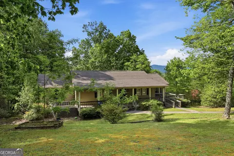 592 Potomac Dr, Tiger, GA 30576