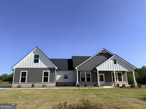 1205 Rocky Creek Rd, Locust Grove, GA 30248