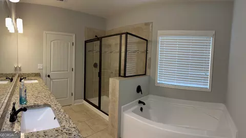 Bath - 5730 Rivermoore Dr, Braselton, GA 30517 photo 2 of 4