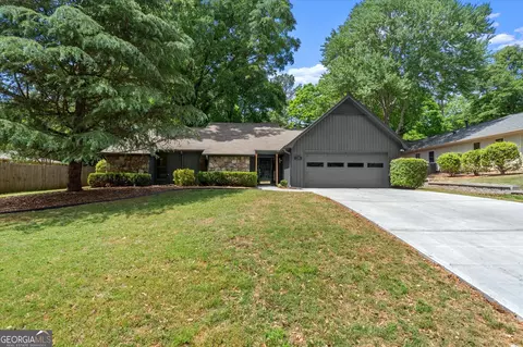 20 Sweetwood Ct, Roswell, GA 30076