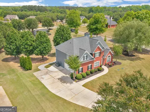 1105 Birchwood Dr, Griffin, GA 30224