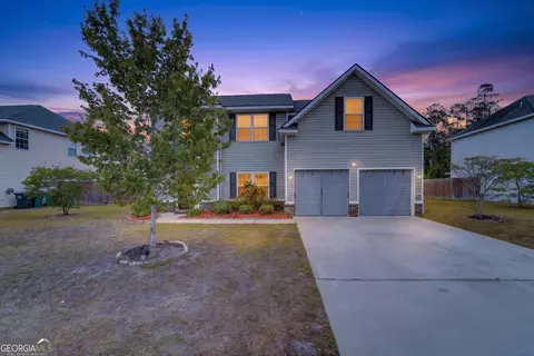 1077 Sweetbay Ct, Hinesville, GA 31313
