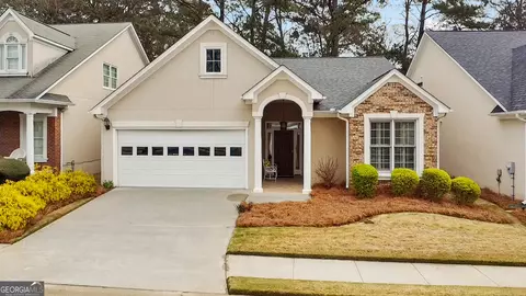 323 Lewisburg Dr, Mcdonough, GA 30253