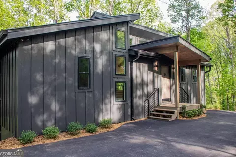 26 Grace Dr, Blue Ridge, GA 30513