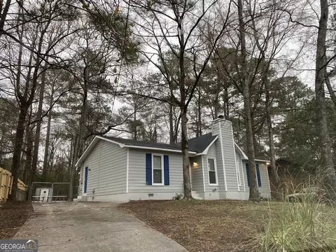260 Edgewater Dr, Macon, GA 31220
