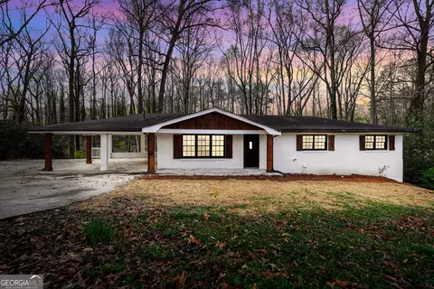 4022 Creel Dr, Lithia Springs, GA 30122