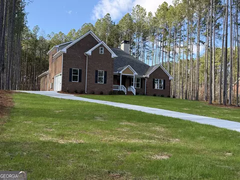 Exterior - 35 Mattie Ct, Mansfield, GA 30055 photo 2 of 8