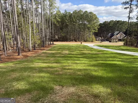 Exterior - 35 Mattie Ct, Mansfield, GA 30055 photo 4 of 8