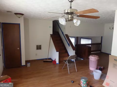 Living - 1307 Heritage Ct, Hampton, GA 30228 photo 2 of 6