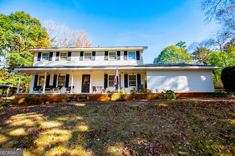 4049 Roy Ct, Douglasville, GA 30135