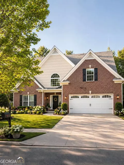 910 Park Knoll Ct, Lawrenceville, GA 30043