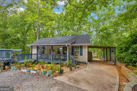 26 Chief Ln, Hartwell, GA 30643