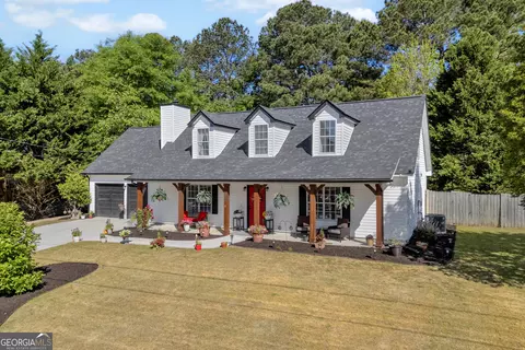 241 Fox Run, Loganville, GA 30052