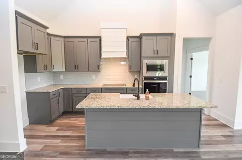 Kitchen - 158 Conner Ln, Williamson, GA 30292 photo 1 of 5