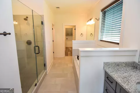 Bath - 158 Conner Ln, Williamson, GA 30292 photo 2 of 14