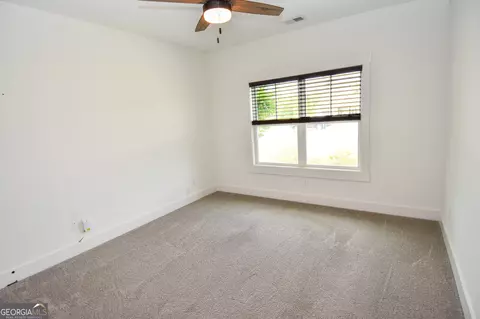 Bedroom - 158 Conner Ln, Williamson, GA 30292 photo 3 of 10