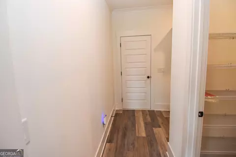 Entry Way - 158 Conner Ln, Williamson, GA 30292 photo 7 of 16
