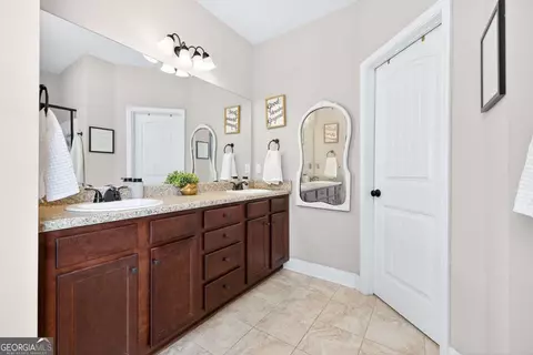 Entry Way - 1929 Windstone Pl, Winder, GA 30680 photo 5 of 5