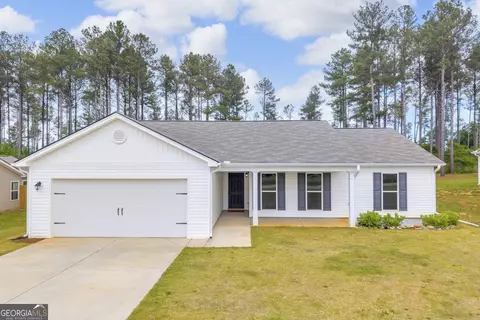 378 Walnut Dr, Hartwell, GA 30643
