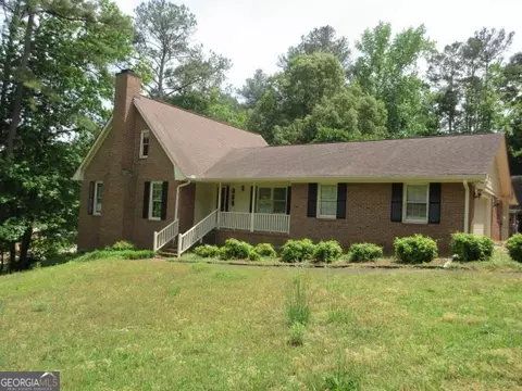 150 Plantation Dr, Stockbridge, GA 30281