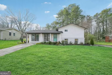 732 Earl St SE, Marietta, GA 30067