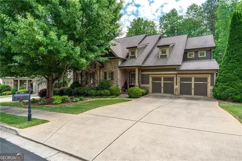 136 Lullwater Ln, Dallas, GA 30132