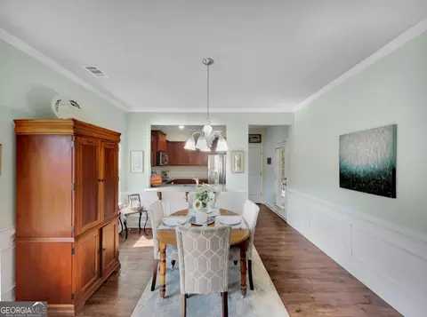 Dining - 155 Carrington Dr, Commerce, GA 30529 photo 2 of 3