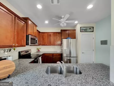 Kitchen - 155 Carrington Dr, Commerce, GA 30529 photo 1 of 3