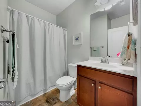 Bath - 155 Carrington Dr, Commerce, GA 30529 photo 4 of 4